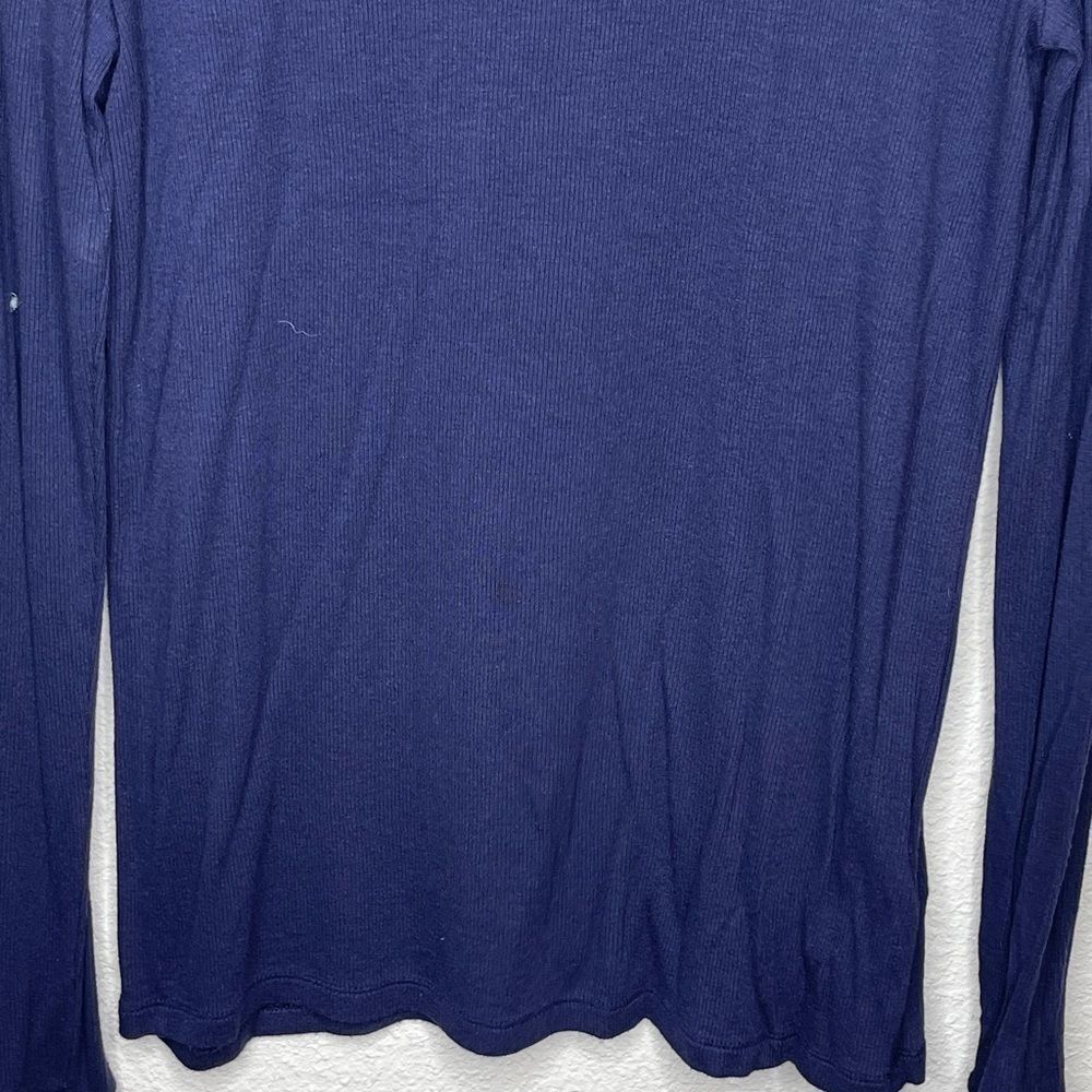 GAP Navy Sweater - Picture 3 of 9
